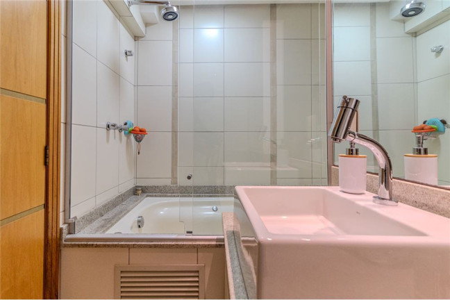 Imagem Imóvel com 3 Quartos à Venda, 97 m² em Passo Da Areia - Porto Alegre Imagem Imóvel com 3 Quartos à Venda, 97 m² em Passo Da Areia - Porto Alegre