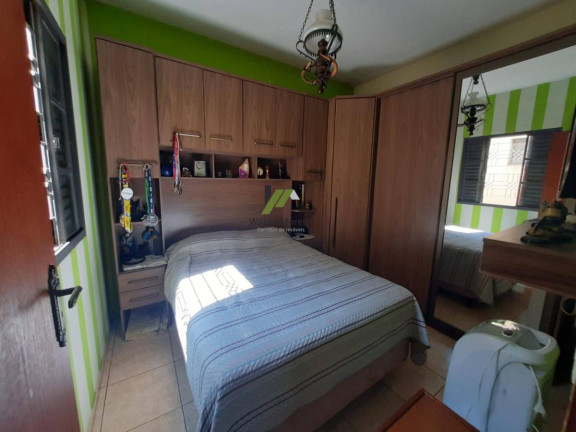 Imagem Casa com 3 Quartos à Venda, 202 m²