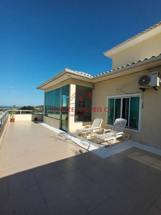 Casa de Condomínio com 5 Quartos à Venda, 260 m² em Vila Do Peró - Cabo Frio