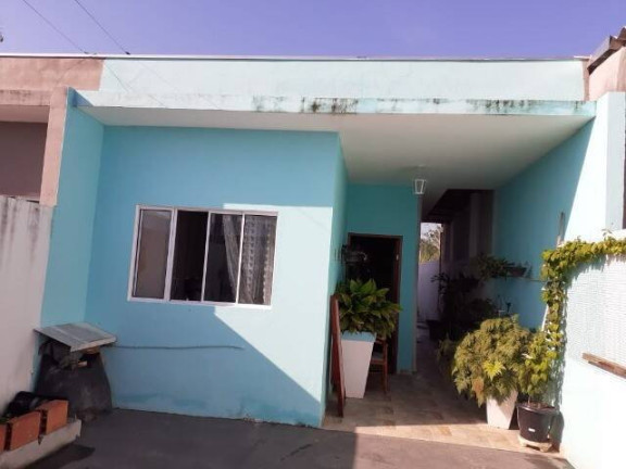 Casa com 2 Quartos à Venda, 90 m² em Golfinho - Caraguatatuba