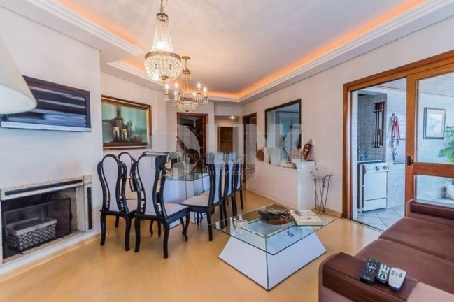 Imagem Apartamento com 3 Quartos à Venda, 107 m² em Rio Branco - Porto Alegre Imagem Apartamento com 3 Quartos à Venda, 107 m² em Rio Branco - Porto Alegre