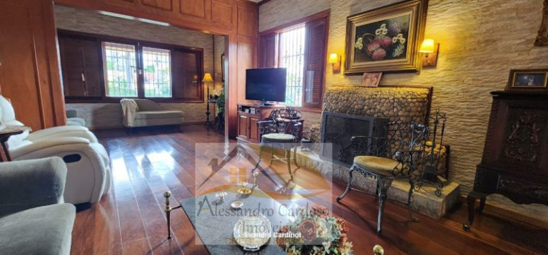 Imagem Casa com 10 Quartos à Venda, 550 m² em Braunes - Nova Friburgo Imagem Casa com 10 Quartos à Venda, 550 m² em Braunes - Nova Friburgo
