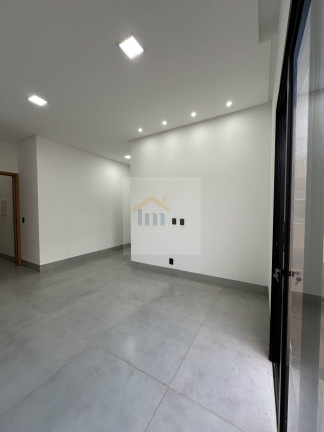 Imagem Casa com 3 Quartos à Venda, 151 m² em Jardim Presidente - Goiânia
