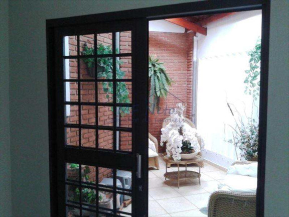 Imagem Casa com 3 Quartos à Venda, 159 m² em Jardim Carlos Gomes - Pirassununga Imagem Casa com 3 Quartos à Venda, 159 m² em Jardim Carlos Gomes - Pirassununga