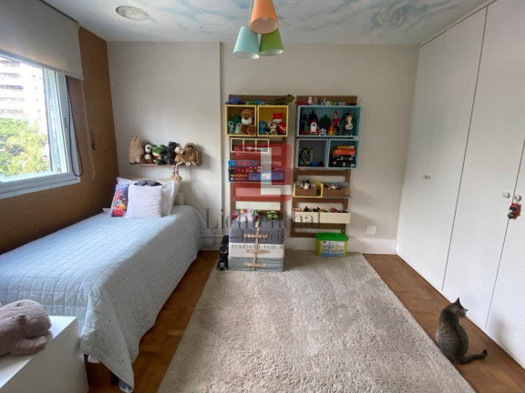 Imagem Apartamento com 3 Quartos à Venda, 200 m² em Itaim Bibi - São Paulo Imagem Apartamento com 3 Quartos à Venda, 200 m² em Itaim Bibi - São Paulo