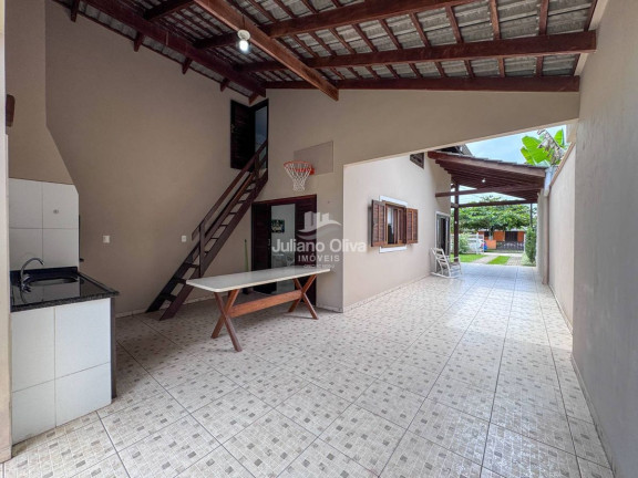 Imagem Casa com 3 Quartos à Venda, 145 m² em Barra Do Sai - Itapoá