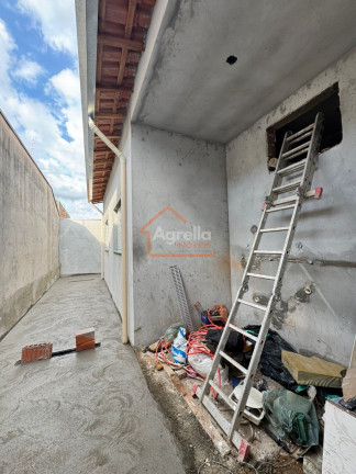 Imagem Casa com 2 Quartos à Venda, 72 m² em Jardim Nova Santa Cruz - Mogi Mirim Imagem Casa com 2 Quartos à Venda, 72 m² em Jardim Nova Santa Cruz - Mogi Mirim