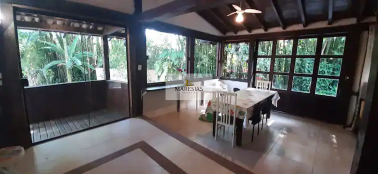 Imagem Casa com 4 Quartos à Venda, 270 m² em Maresias - São Sebastião Imagem Casa com 4 Quartos à Venda, 270 m² em Maresias - São Sebastião