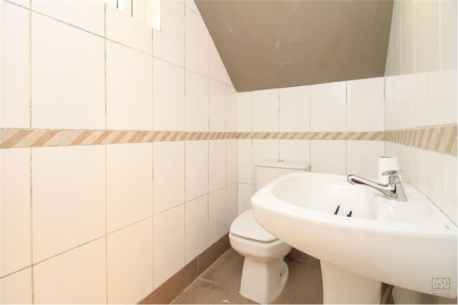 Imagem Casa com 3 Quartos à Venda, em Nonoai - Porto Alegre Imagem Casa com 3 Quartos à Venda, em Nonoai - Porto Alegre