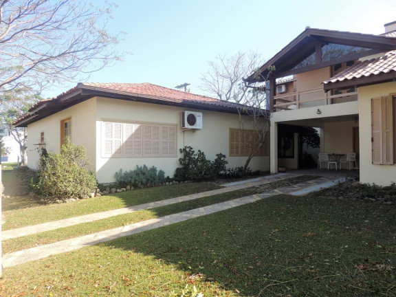 Imagem Casa com 4 Quartos à Venda, 355 m² em Centro - Garopaba Imagem Casa com 4 Quartos à Venda, 355 m² em Centro - Garopaba