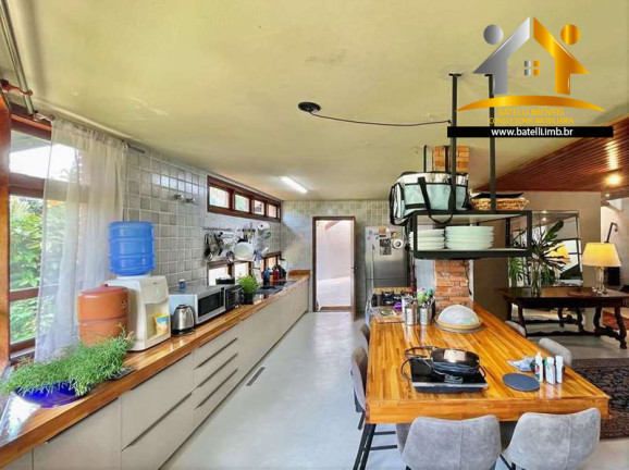 Imagem Casa com 5 Quartos à Venda, 850 m² em Granja Viana - Carapicuíba Imagem Casa com 5 Quartos à Venda, 850 m² em Granja Viana - Carapicuíba