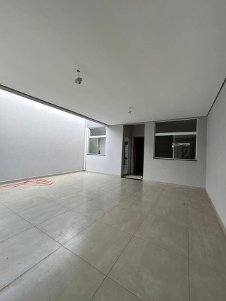 Imagem Casa com 3 Quartos à Venda, 180 m² em Residencial Ouro Verde - Botucatu