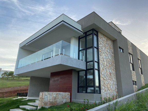 Imagem Casa com 4 Quartos à Venda, 297 m² em Recife Imagem Casa com 4 Quartos à Venda, 297 m² em Recife
