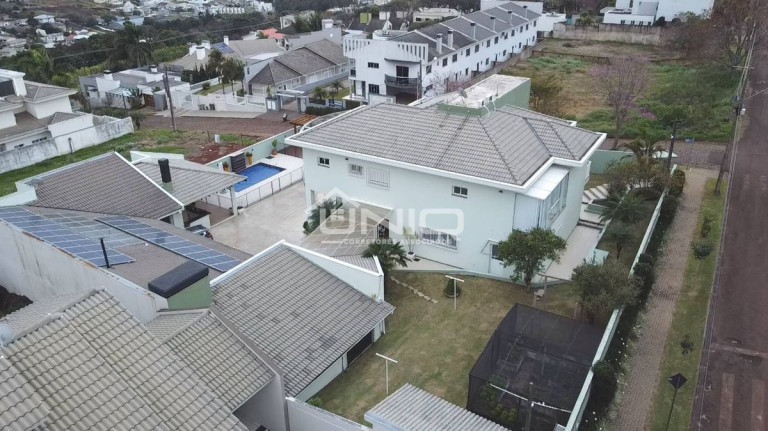 Imagem Casa com 5 Quartos à Venda, 450 m² em Pinheiros - Pato Branco Imagem Casa com 5 Quartos à Venda, 450 m² em Pinheiros - Pato Branco