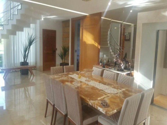 Imagem Casa com 4 Quartos à Venda, 800 m² em Park Way - Brasília Imagem Casa com 4 Quartos à Venda, 800 m² em Park Way - Brasília