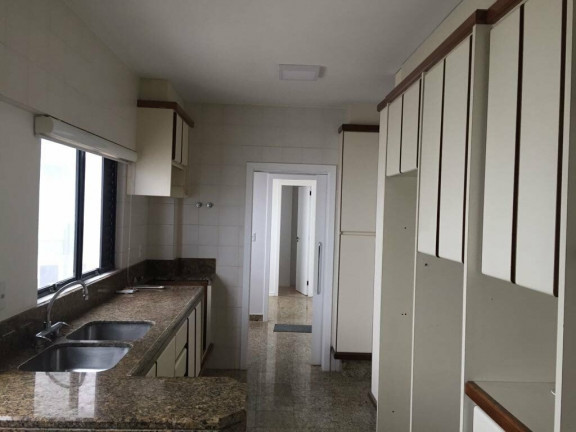 Imagem Apartamento com 3 Quartos à Venda, 180 m² em Centro - Balneário Camboriú
