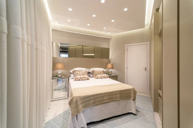 Imagem Imóvel com 4 Quartos à Venda, 295 m² em Meia Praia - Itapema Imagem Imóvel com 4 Quartos à Venda, 295 m² em Meia Praia - Itapema