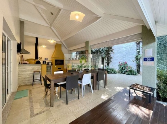 Imagem Casa de Condomínio com 5 Quartos à Venda, 553 m² em Granja Viana - Jandira