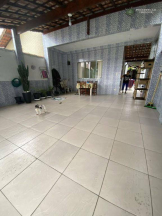 Imagem Casa com 4 Quartos à Venda, 190 m² em Canto Do Forte - Praia Grande Imagem Casa com 4 Quartos à Venda, 190 m² em Canto Do Forte - Praia Grande
