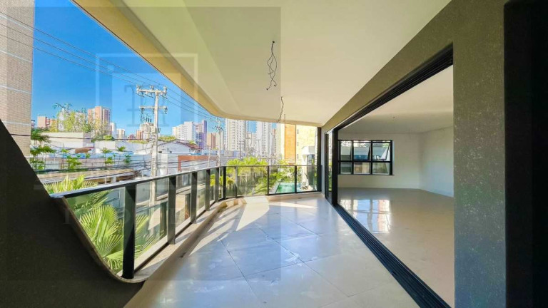 Imagem Apartamento com 4 Quartos à Venda, 254 m² em Meireles - Fortaleza Imagem Apartamento com 4 Quartos à Venda, 254 m² em Meireles - Fortaleza