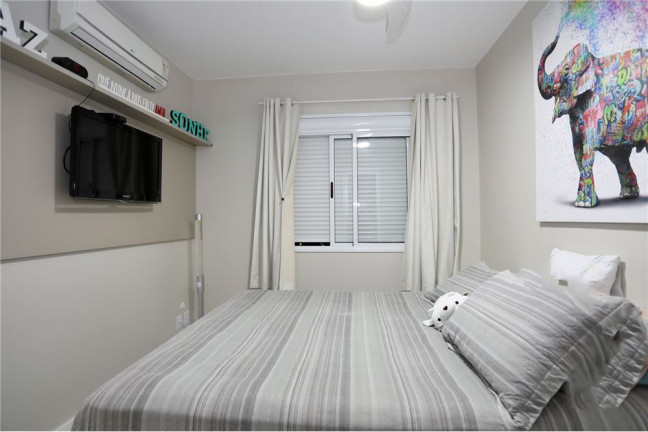 Imagem Imóvel com 3 Quartos à Venda, em Vila Ipiranga - Porto Alegre Imagem Imóvel com 3 Quartos à Venda, em Vila Ipiranga - Porto Alegre