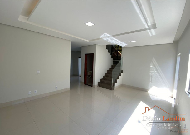Imagem Casa com 3 Quartos à Venda, 125 m² em Ibituruna - Montes Claros