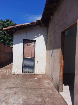 Imagem Casa com 2 Quartos à Venda, 200 m² em Conjunto Habitacional Maestro Júlio Ferrari - Lençóis Paulista Imagem Casa com 2 Quartos à Venda, 200 m² em Conjunto Habitacional Maestro Júlio Ferrari - Lençóis Paulista