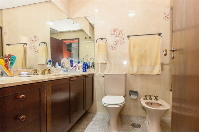 Imagem Apartamento com 3 Quartos à Venda, 147 m² em Vila Suzana - São Paulo Imagem Apartamento com 3 Quartos à Venda, 147 m² em Vila Suzana - São Paulo