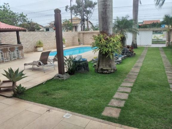 Imagem Casa com 3 Quartos à Venda, 420 m² em Ouro Verde - Rio Das Ostras