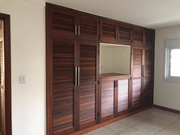 Imagem Casa com 4 Quartos para Alugar, 327 m² em Alphaville - Santana De Parnaíba