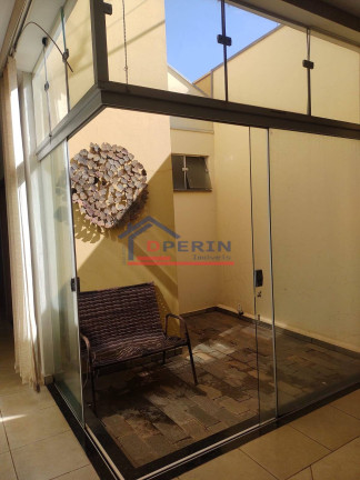 Imagem Casa com 3 Quartos à Venda, 250 m² em Parque Fehr - São Carlos Imagem Casa com 3 Quartos à Venda, 250 m² em Parque Fehr - São Carlos