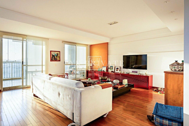 Apartamento com 3 Quartos à Venda, 260 m² em água Branca - São Paulo