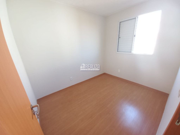Imagem Apartamento com 2 Quartos para Alugar, 50 m² em Recreio Dos Bandeirantes - Uberaba Imagem Apartamento com 2 Quartos para Alugar, 50 m² em Recreio Dos Bandeirantes - Uberaba