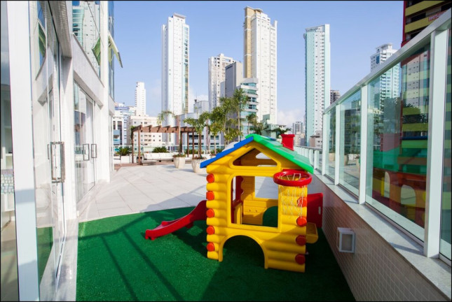 Imagem Apartamento com 3 Quartos à Venda, 131 m² em Centro - Balneário Camboriú Imagem Apartamento com 3 Quartos à Venda, 131 m² em Centro - Balneário Camboriú