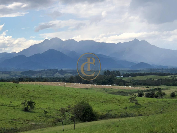 Fazenda à Venda, 6.000 m² em Chacara Do Moinho - Cachoeira Paulista