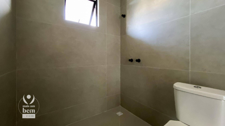 Imagem Sobrado com 3 Quartos à Venda, 189 m² em Boa Vista - Curitiba