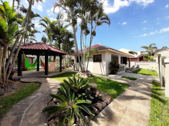 Imagem Casa com 5 Quartos à Venda, 200 m² em Capão Novo - Capao Da Canoa Imagem Casa com 5 Quartos à Venda, 200 m² em Capão Novo - Capao Da Canoa