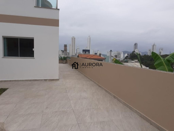 Imagem Casa com 4 Quartos à Venda, 350 m² em Ariribá - Balneário Camboriú Imagem Casa com 4 Quartos à Venda, 350 m² em Ariribá - Balneário Camboriú