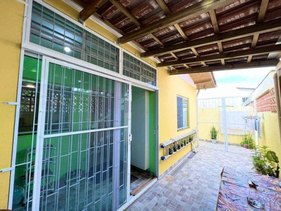 Imagem Casa com 3 Quartos à Venda,  em Ingleses Do Rio Vermelho - Florianópolis