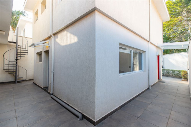 Imagem Casa com 3 Quartos à Venda, em Alto Da Boa Vista - São Paulo Imagem Casa com 3 Quartos à Venda, em Alto Da Boa Vista - São Paulo