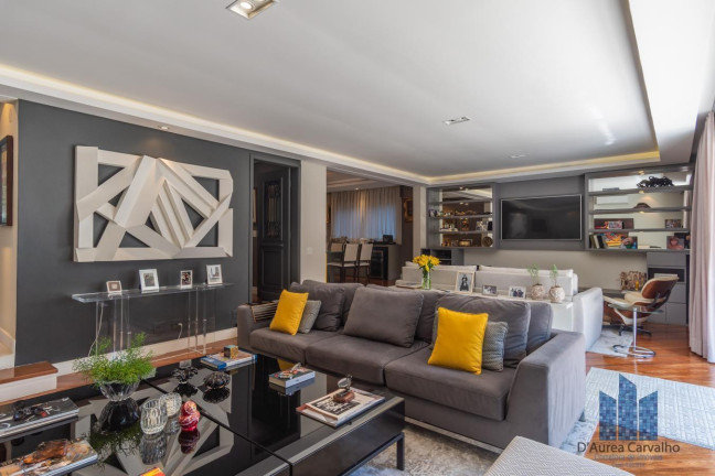 Imagem Casa com 5 Quartos à Venda, 720 m² em Pacaembu - São Paulo Imagem Casa com 5 Quartos à Venda, 720 m² em Pacaembu - São Paulo