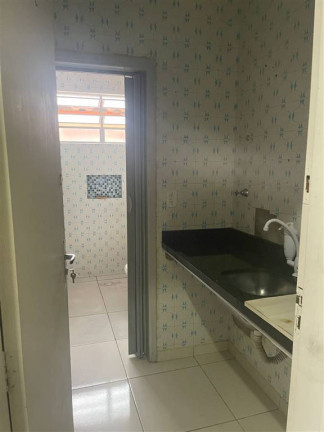 Imagem Kitnet à Venda, 18 m² em Ocian - Praia Grande Imagem Kitnet à Venda, 18 m² em Ocian - Praia Grande