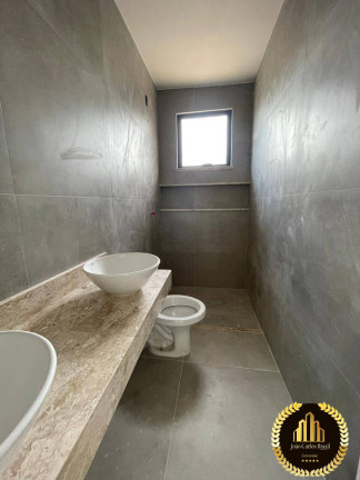 Imagem Casa com 4 Quartos à Venda,  em Centro - Eusébio