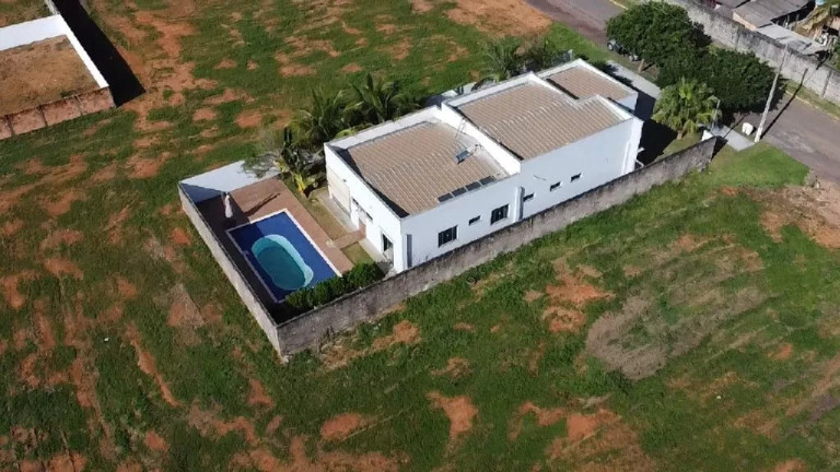 Imagem Casa com 3 Quartos à Venda, 238 m² em Setor Industrial - Sinop Imagem Casa com 3 Quartos à Venda, 238 m² em Setor Industrial - Sinop