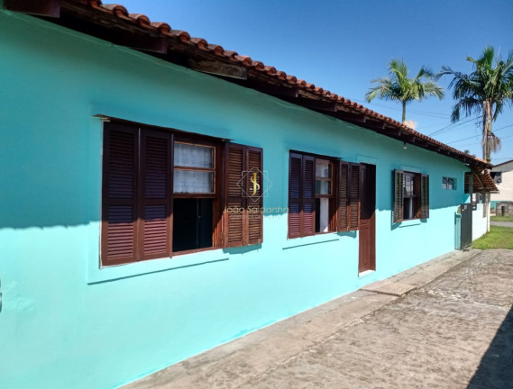 Imagem Casa com 6 Quartos à Venda, em Figueira - Guaratuba Imagem Casa com 6 Quartos à Venda, em Figueira - Guaratuba