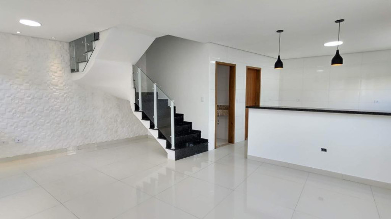Imagem Casa com 3 Quartos à Venda, 100 m² em Guilhermina - Praia Grande Imagem Casa com 3 Quartos à Venda, 100 m² em Guilhermina - Praia Grande