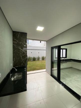 Imagem Casa com 3 Quartos à Venda, 127 m² em Villa Di Cesar - Mogi Das Cruzes Imagem Casa com 3 Quartos à Venda, 127 m² em Villa Di Cesar - Mogi Das Cruzes