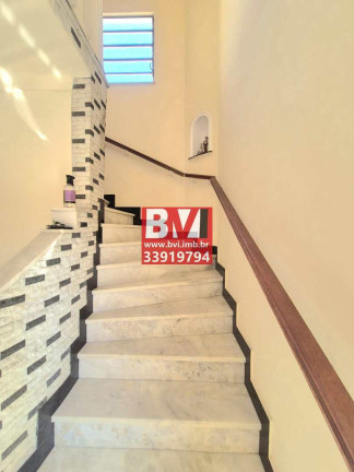 Imagem Casa com 3 Quartos à Venda, 365 m² em Braz De Pina - Rio De Janeiro
