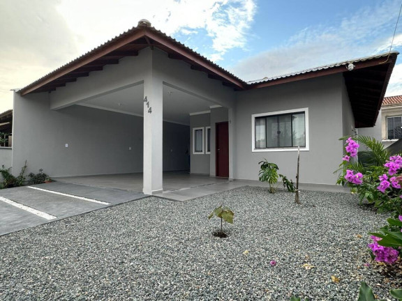 Imagem Casa com 2 Quartos à Venda, 120 m² em Costeira - Balneário Barra Do Sul Imagem Casa com 2 Quartos à Venda, 120 m² em Costeira - Balneário Barra Do Sul