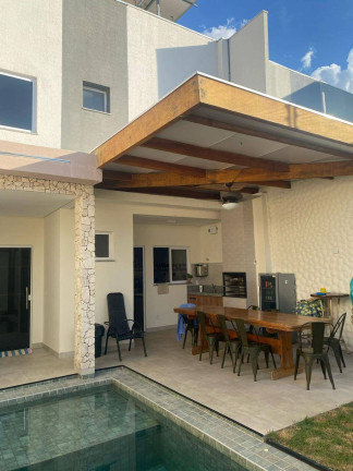 Imagem Casa com 3 Quartos à Venda, 170 m² em Santa Rosa - Cuiabá Imagem Casa com 3 Quartos à Venda, 170 m² em Santa Rosa - Cuiabá